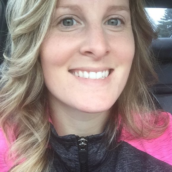 Meet your Posher, Whitney - Picture 1 of 1